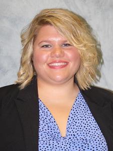 headshot of Janel Elenbaas